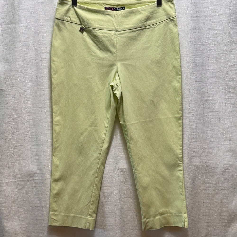 Peck & Peck Soft Green Apparel